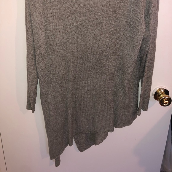 Sweater - Picture 4 of 4